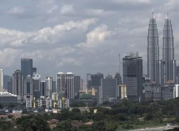 Keretapi Tanah Melayu Berhad (KTMB)